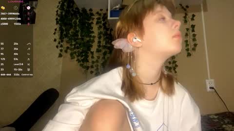 Kristin online show from November 8, 3:07 am