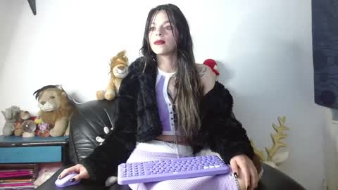 Shantal online show from February 20, 6:30 pm