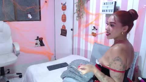 shantal online show from October 31, 4:08 pm