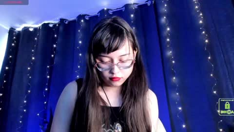 Snapshot of shantalcerezo chatting on January 8, 9:01 pm Cat-FOLLOWME and we talk IGshantal cerezo online show from January 8, 9:01 pm