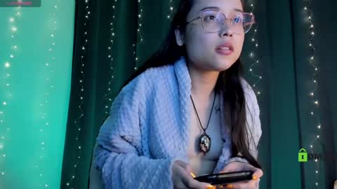 Snapshot of shantalcerezo chatting on January 23, 12:57 am Cat-FOLLOWME and we talk IGshantal cerezo online show from January 23, 12:57 am