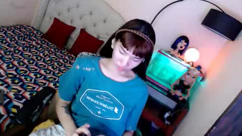 Snapshot of shantalfoxxy chatting on October 23, 1:54 pm SHANTA FOX s online show from October 23, 1:54 pm