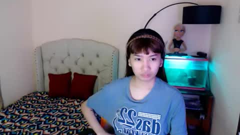 SHANTA FOX  s online show from February 4, 2:12 pm