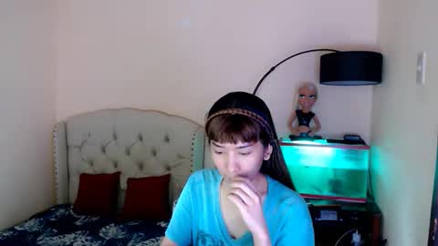 SHANTA FOX  s online show from March 8, 2:04 am