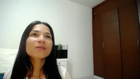 Snapshot of shantalkimberly chatting on November 10, 3:55 pm maria online show from November 10, 3:55 pm