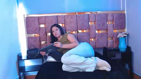 shantall 05 online show from January 7, 7:49 pm