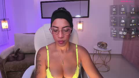 Shantall wills online show from July 24, 10:46 am