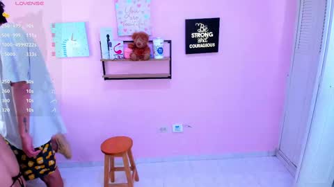 shantals online show from October 17, 11:07 pm
