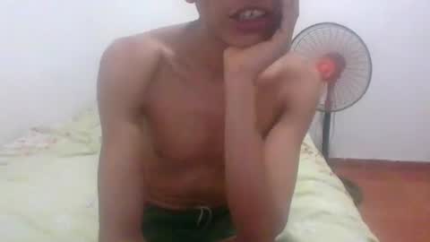 Snapshot of shantalys_beauty chatting on March 18, 5:21 am shantalys_beauty online show from March 18, 5:21 am