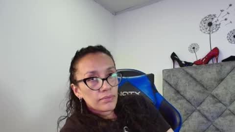 shantey online show from February 26, 1:21 pm