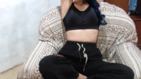 shanyflores5 online show from February 18, 11:55 pm