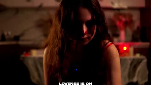 Snapshot of shapasser chatting on October 31, 2:45 am Ivy online show from October 31, 2:45 am