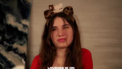 Snapshot of shapasser chatting on November 1, 1:18 am Ivy online show from November 1, 1:18 am