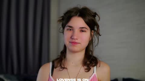 Snapshot of shapasser chatting on November 5, 1:49 am Ivy online show from November 5, 1:49 am