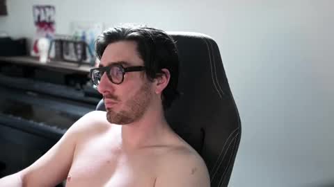 Snapshot of shape80 chatting on March 15, 2:45 pm frenchy boy online show from March 15, 2:45 pm