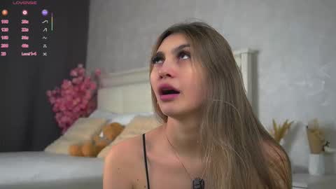 Ellysa and Mila online show from February 15, 11:30 am