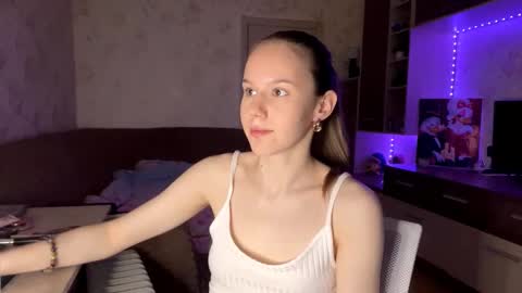 Arina online show from March 17, 1:14 pm