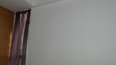 Snapshot of sharickleon11 chatting on February 7, 10:20 pm sharickleon11 online show from February 7, 10:20 pm