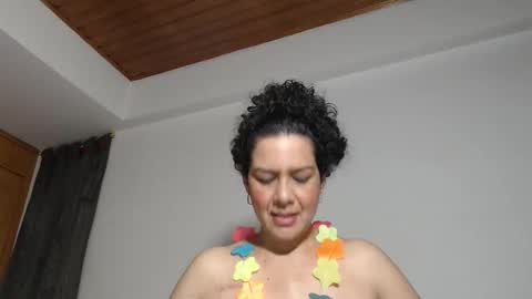 Snapshot of sharickleon11 chatting on October 22, 10:53 pm sharickleon11 online show from October 22, 10:53 pm