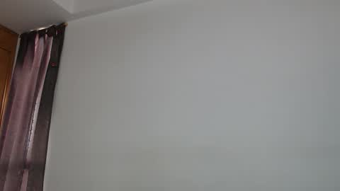 Snapshot of sharickleon11 chatting on October 23, 9:02 pm sharickleon11 online show from October 23, 9:02 pm