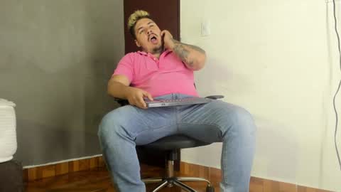 jhon deibyd online show from December 18, 6:53 am