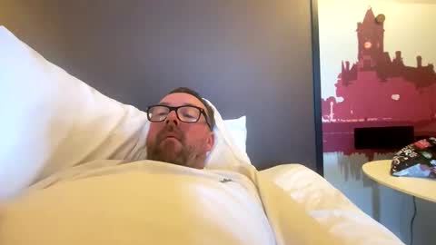 Snapshot of sharksboy16 chatting on October 28, 3:58 pm Sharksboy online show from October 28, 3:58 pm