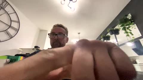 Sharksboy online show from February 27, 6:02 am