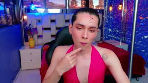 Sharlond online show from March 31, 1:11 pm