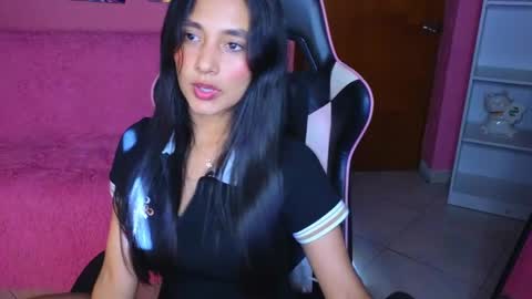 Snapshot of sharlott_pamela chatting on April 13, 8:36 pm Pamela online show from April 13, 8:36 pm