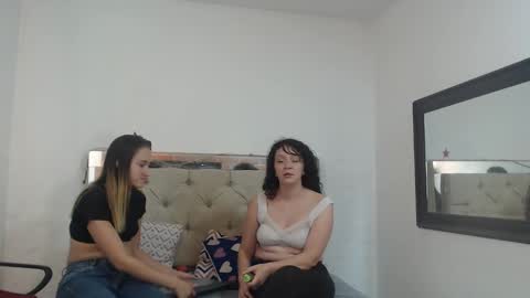 Sara online show from January 15, 6:08 pm