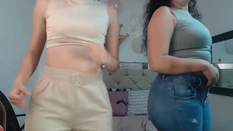 Sara online show from January 18, 2:55 pm