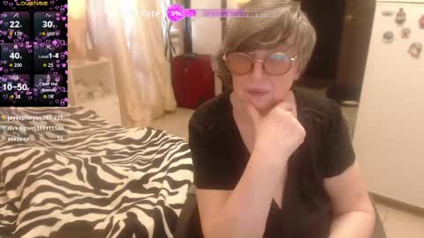 Helena online show from June 8, 1:33 pm