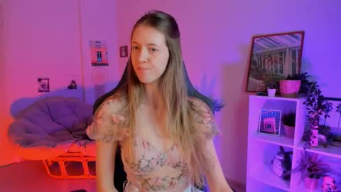 Snapshot of sharonevansi chatting on February 14, 11:53 am Sharon online show from February 14, 11:53 am