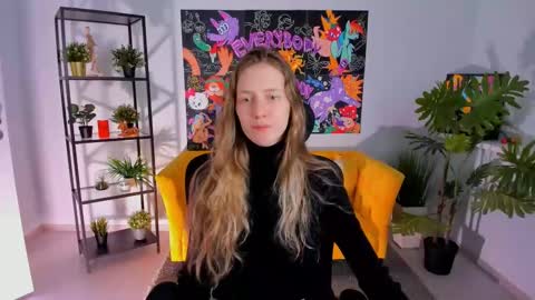 Snapshot of sharonevansi chatting on February 16, 6:54 pm Sharon online show from February 16, 6:54 pm