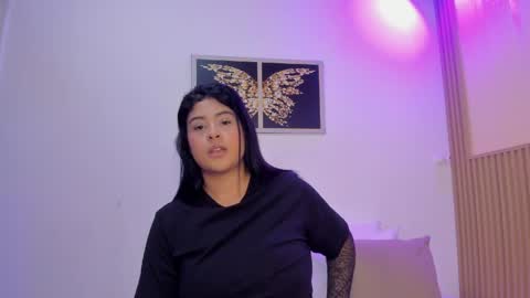 sharonscothh online show from May 23, 8:13 pm