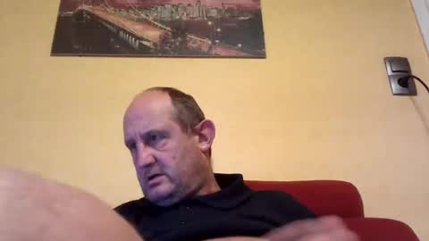 Snapshot of sharpshoder chatting on December 7, 2:46 pm Peter online show from December 7, 2:46 pm