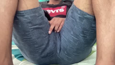 Snapshot of shash2014 chatting on December 15, 9:56 am Shashii online show from December 15, 9:56 am