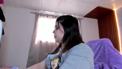 SASHA BLOOM online show from September 15, 7:47 pm