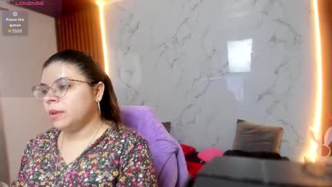 SASHA BLOOM online show from November 9, 5:00 pm