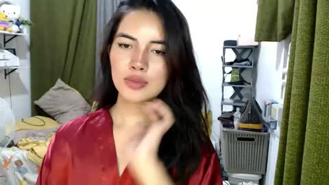 Snapshot of shasha_carreon chatting on May 24, 12:10 pm shasha online show from May 24, 12:10 pm