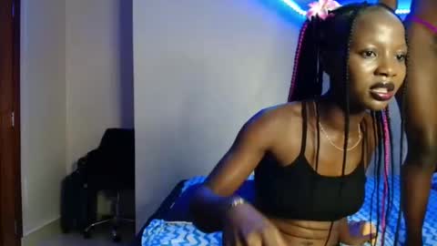 Shasha online show from November 25, 5:02 pm