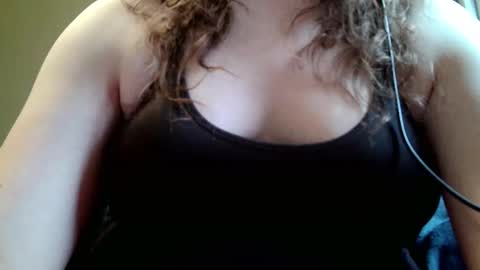 Shay online show from October 9, 4:38 pm