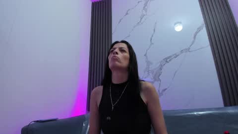 Shauna online show from May 18, 2:07 am