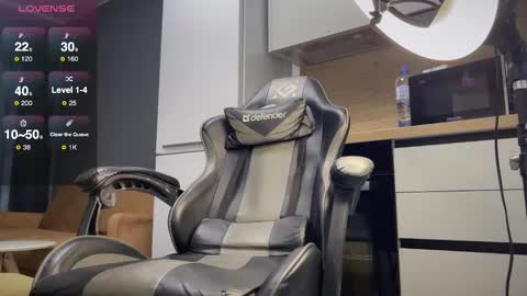 Snapshot of shavarace1 chatting on February 14, 1:29 pm cumshoters online show from February 14, 1:29 pm