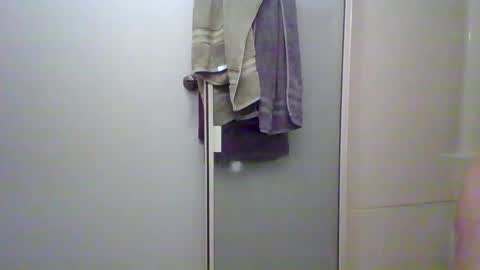 Snapshot of shavedcock720 chatting on November 29, 11:41 pm partycouple2night online show from November 29, 11:41 pm