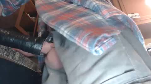 Snapshot of shaveddick24 chatting on November 4, 11:31 am Shaveddick24 online show from November 4, 11:31 am