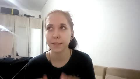 Annette online show from December 22, 8:44 am