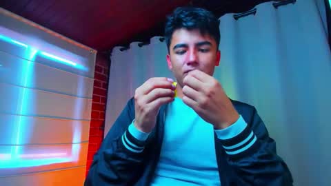 Shawn online show from January 11, 3:28 pm