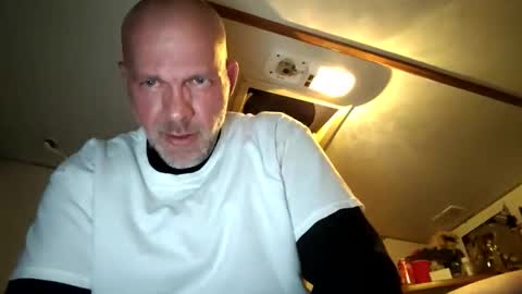 Snapshot of shawnford734 chatting on May 1, 8:30 am shawnford734 online show from May 1, 8:30 am