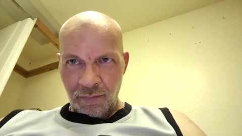 Snapshot of shawnford734 chatting on May 13, 7:39 am shawnford734 online show from May 13, 7:39 am